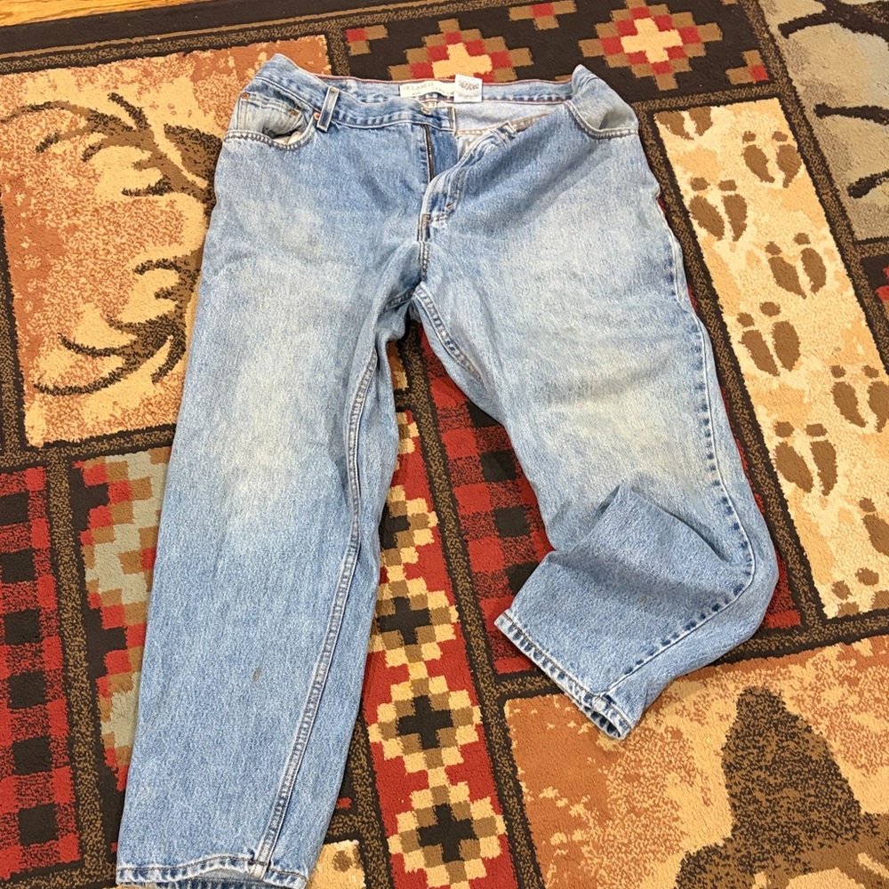 Womens vintage 550 Levi jeans
